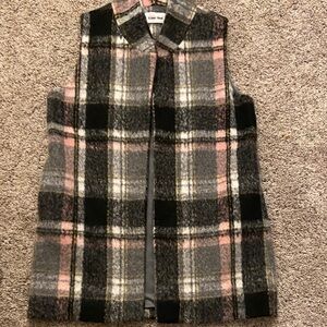 Line & Dot Plaid Wool blend Vest in Black, Gray, and Pink